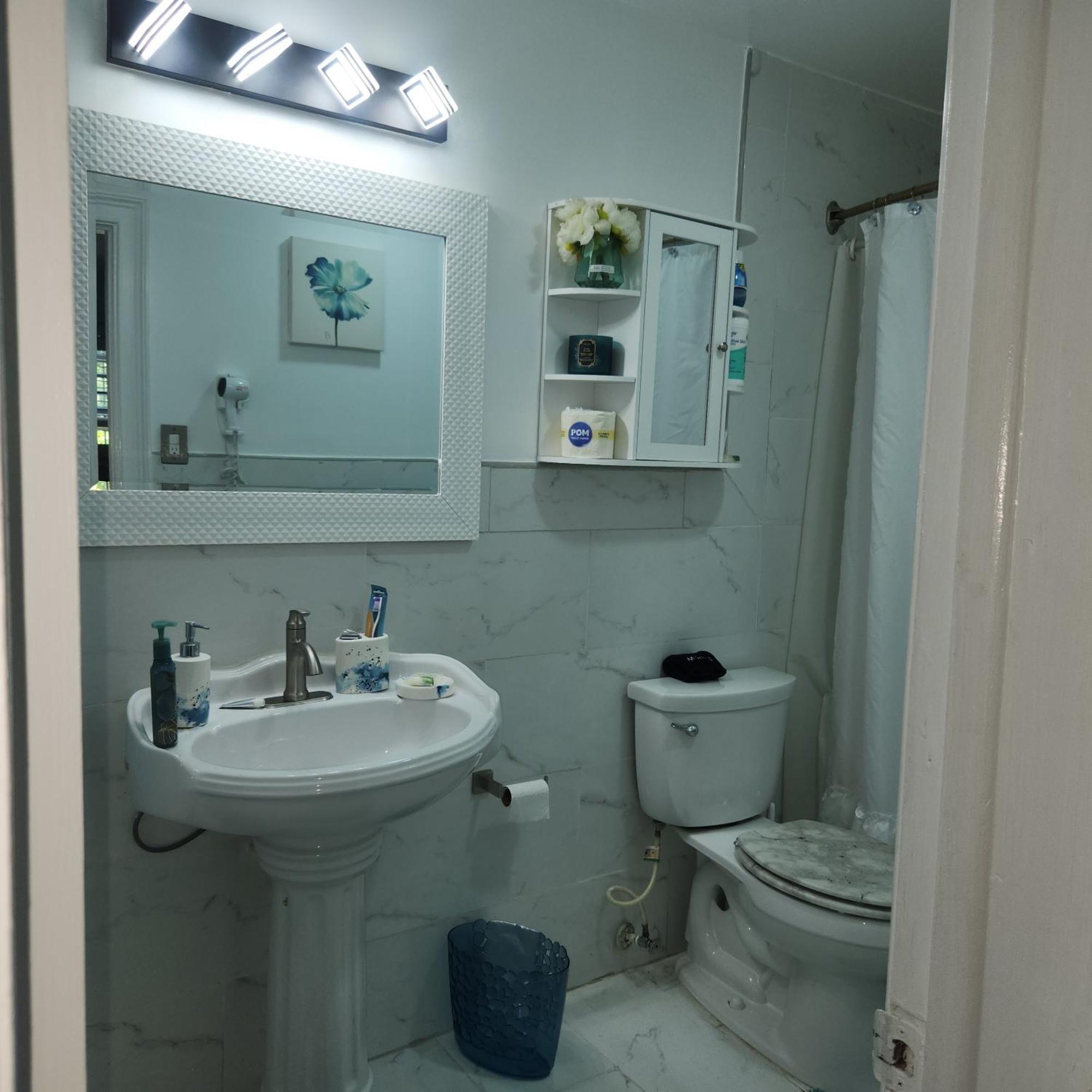 Jubilee Gardens Freeport Ξενοδοχείο Δωμάτιο φωτογραφία